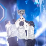 娱乐吃瓜兵时代少年团,娱乐吃瓜兵的青春传奇